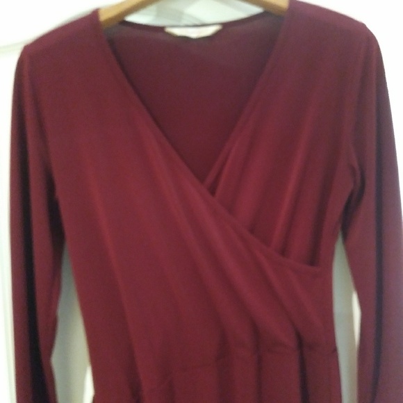 Material Girl Dress V Neck Wrap Around (look) - Picture 6 of 7